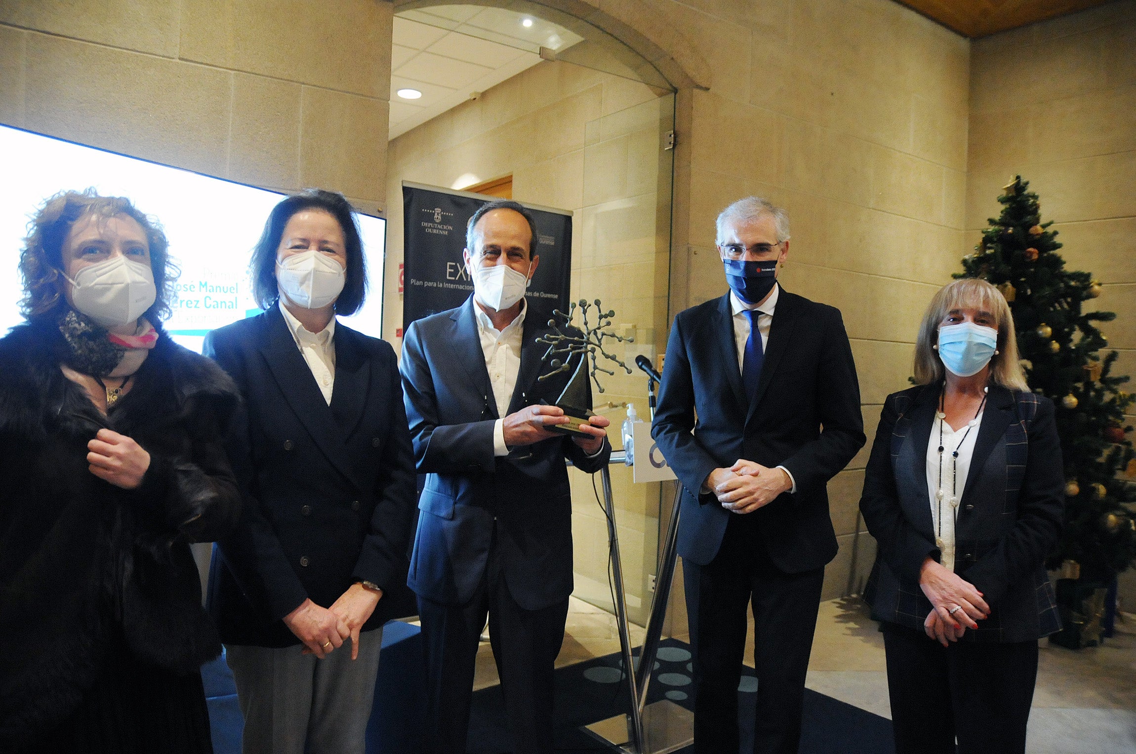 Conde destaca apostar pola internacionalización para reactivar a enomía galega Conde destaca apostar pola internacionalización para reactivar a enomía galega