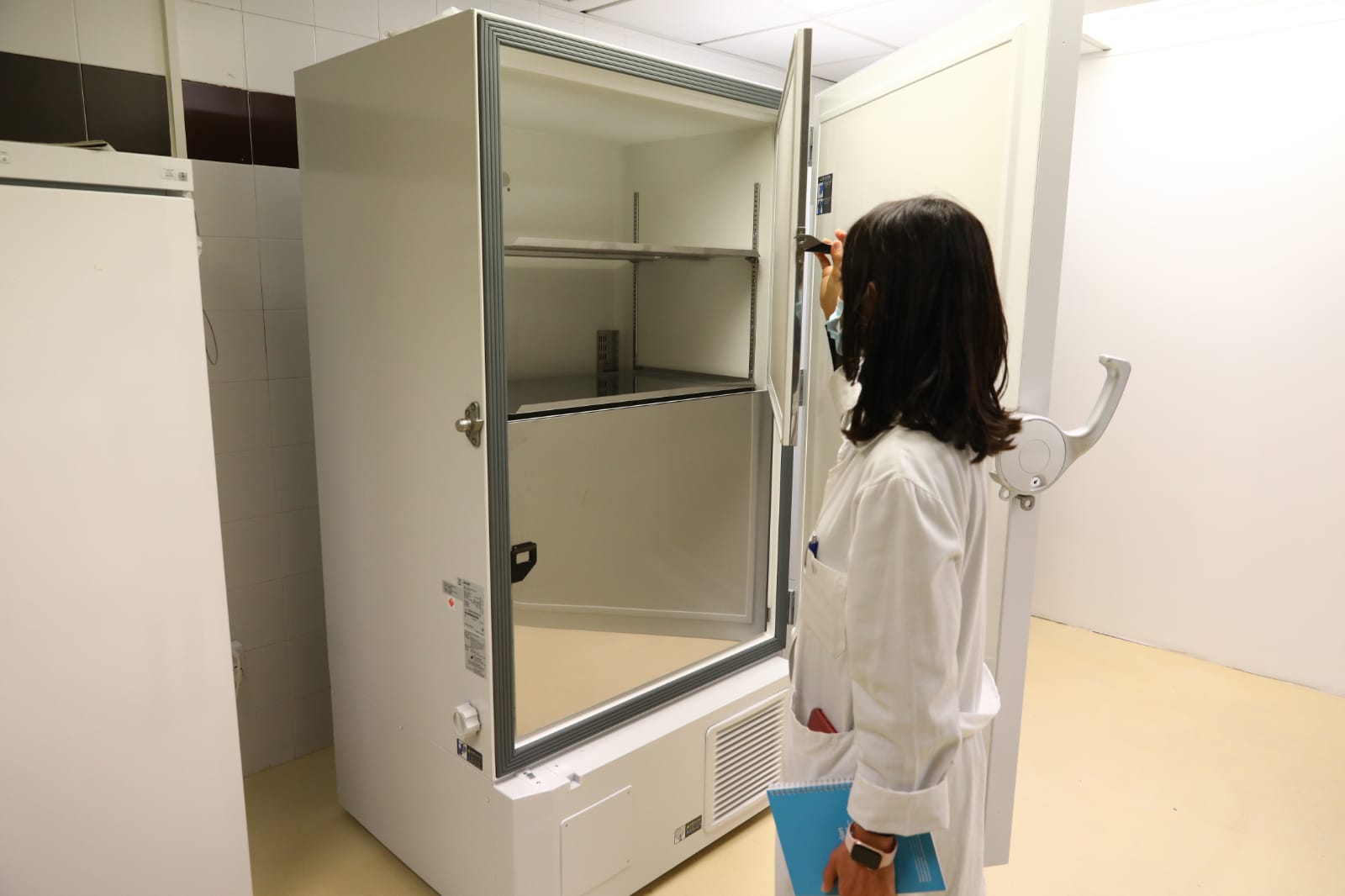 El Clínico ya cuenta con dos ultracongeladores para almacenar la vacuna Pzifer El Clínico ya cuenta con dos ultracongeladores para almacenar la vacuna Pzifer