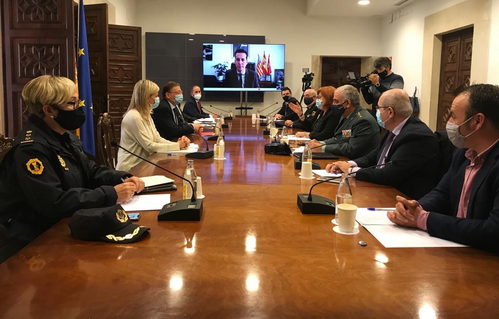 La Policía Local incrementará el control de aforos para evitar aglomeraciones estas navidades La Policía Local incrementará el control de aforos para evitar aglomeraciones estas navidades