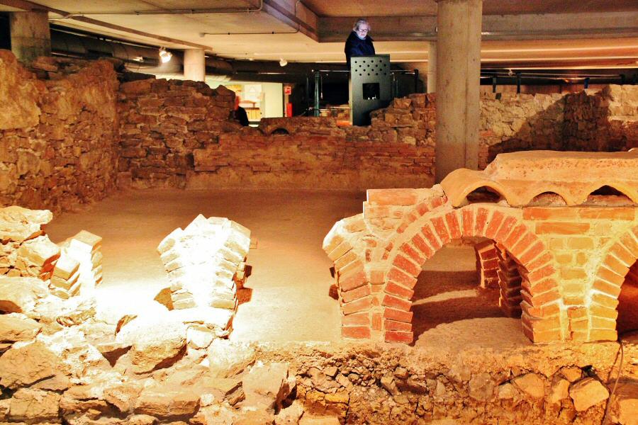 Dos arqueólogos ponen en duda que Gijón fuese una ciudad romana Dos arqueólogos ponen en duda que Gijón fuese una ciudad romana