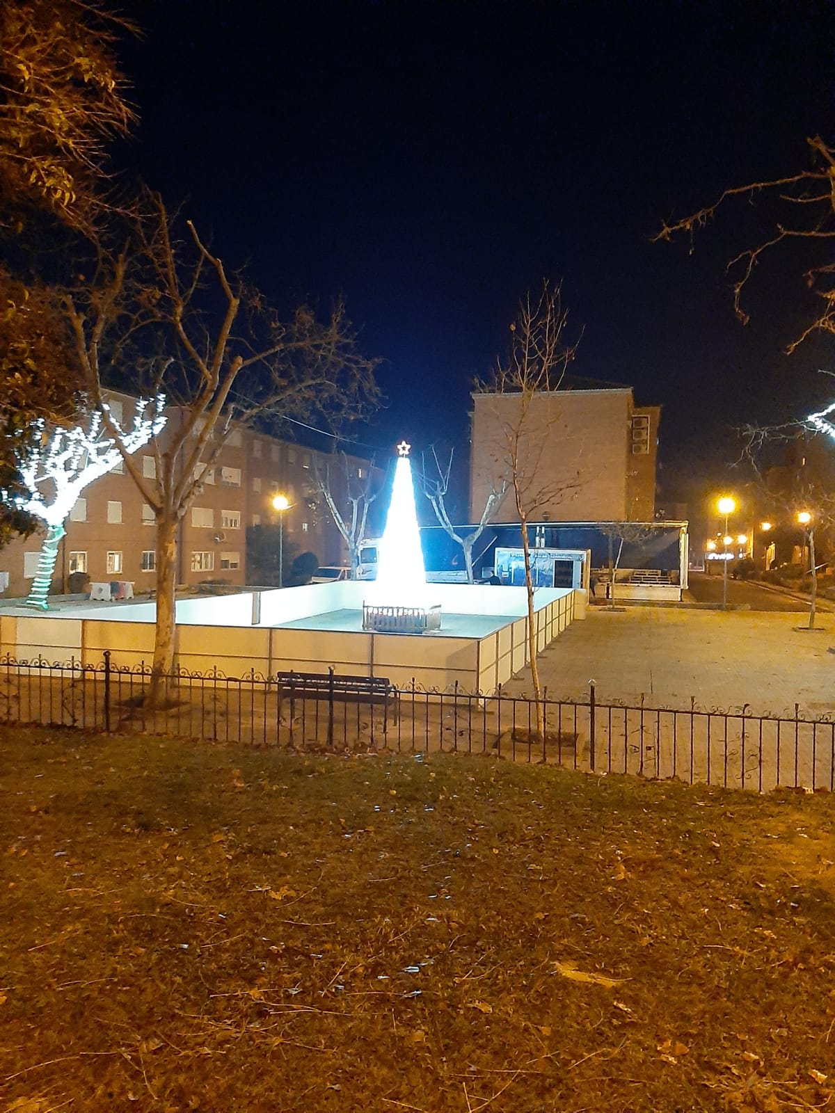 Andorra contará con pista de hielo y con una ruta de viviendas decoradas Andorra contará con pista de hielo y con una ruta de viviendas decoradas