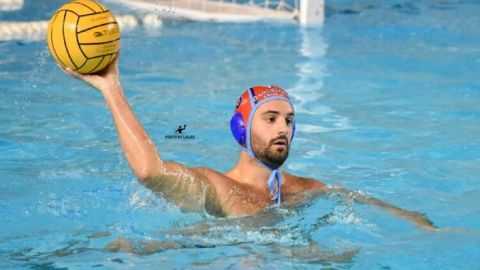 Mart&iacute; Estela, portero del CN Barcelona