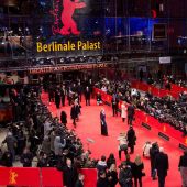 Imagen de archivo de la alfombra roja de la Berlinale, desplegada en Potsdamer Platz