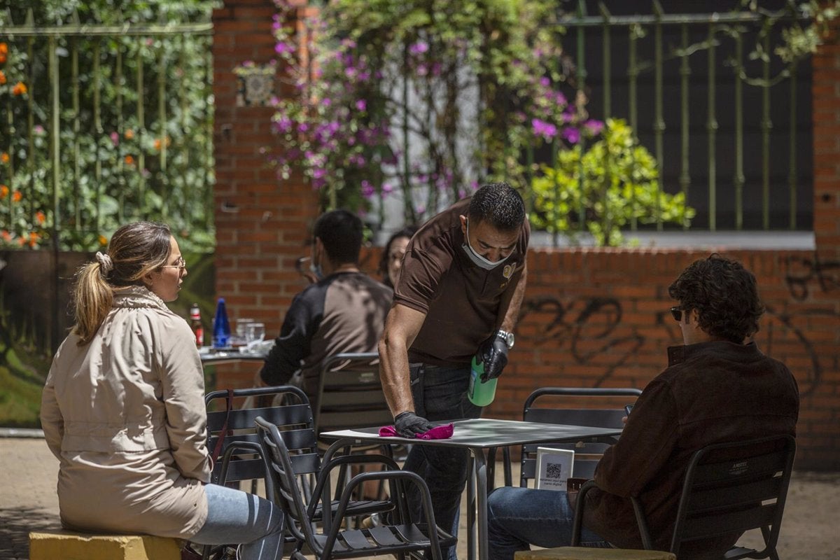 Los hosteleros de Sevilla piden responsabilidad a los establecimientos a la hora de cumplir las medidas anti COVID Los hosteleros de Sevilla piden responsabilidad a los establecimientos a la hora de cumplir las medidas anti COVID