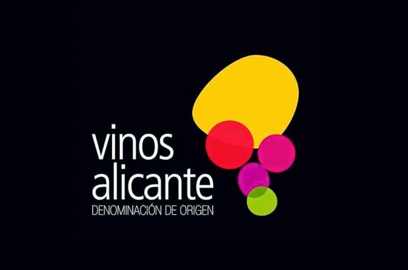 Esta Navidad brinda con vinos "de la terreta" Esta Navidad brinda con vinos "de la terreta"