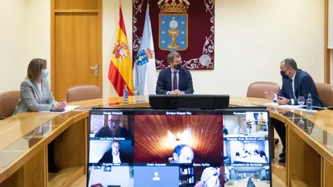 La Xunta mantiene el cierre perimetral de A Coruña a la espera de anunciar si se modifica el plan de Navidad La Xunta mantiene el cierre perimetral de A Coruña a la espera de anunciar si se modifica el plan de Navidad