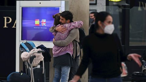 Navidad, nuevas medidas por coronavirus en Pa&iacute;s Vasco, Madrid, Catalu&ntilde;a, Castilla y Le&oacute;n y &uacute;ltimas noticias de la Covid-19 en Espa&ntilde;a hoy