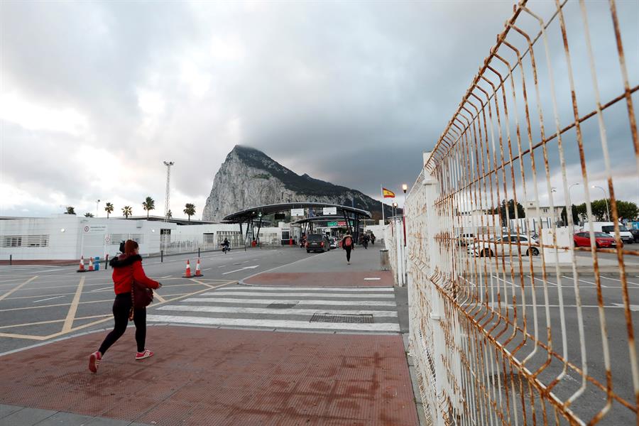 La Unión Europea y Reino Unido inician las negociaciones para definir las relaciones con Gibraltar La Unión Europea y Reino Unido inician las negociaciones para definir las relaciones con Gibraltar