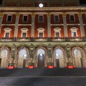 El Ayuntamiento, iluminado por Navidad