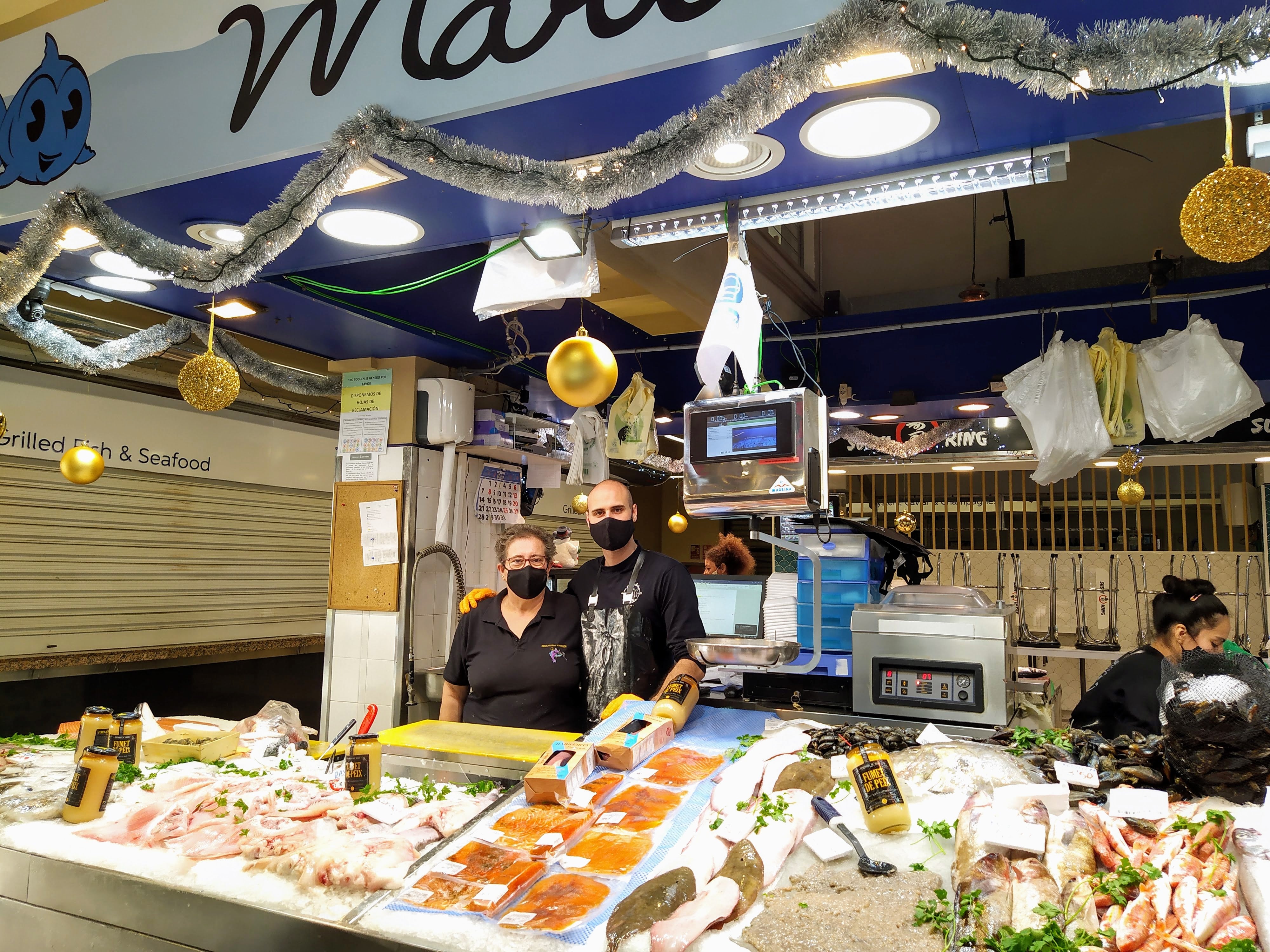 "Los clientes compran en el Mercat de l'Olivar por la profesionalidad de los placers" "Los clientes compran en el Mercat de l'Olivar por la profesionalidad de los placers"