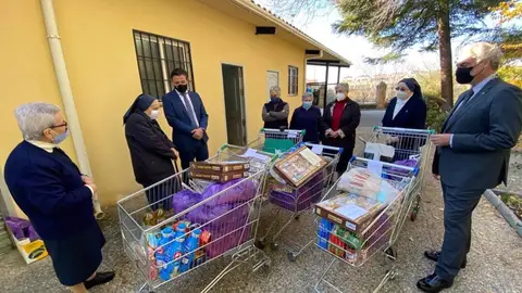 Reparto de Alimentos Mas de Uno Granada
