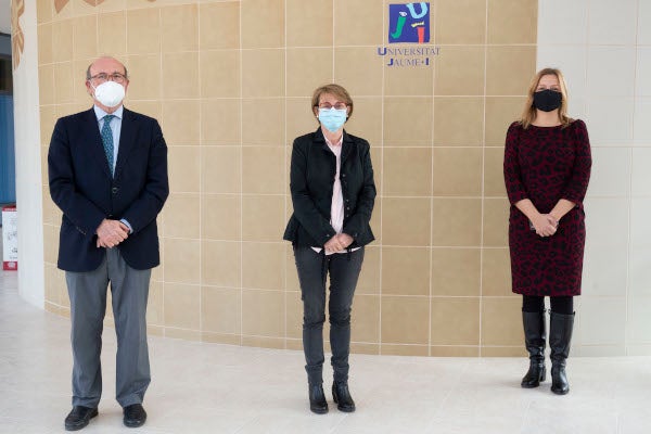 La UJI y la Fundación Balaguer Gonel Hermanos renuevan el convenio para las becas de posgrado La UJI y la Fundación Balaguer Gonel Hermanos renuevan el convenio para las becas de posgrado