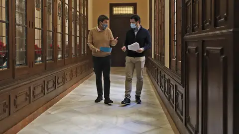 El presidente, Carlos Mazón, y el diputado de Hacienda, Eduardo Dolón El presidente, Carlos Mazón, y el diputado de Hacienda, Eduardo Dolón