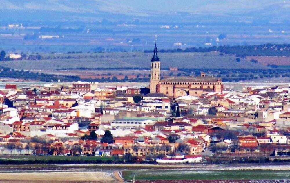 Sanidad decreta el confinamiento perimetral de La Solana Sanidad decreta el confinamiento perimetral de La Solana