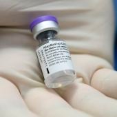 La vacuna de Pfizer contra la COVID-19 pasará a llamarse Comirnaty