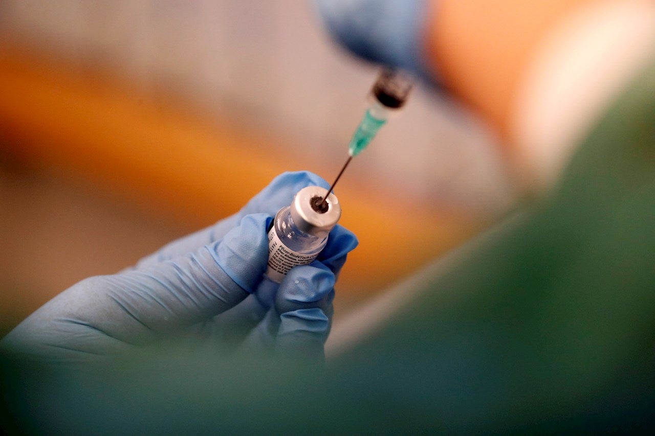 Una enfermera que vacunó en una residencia de Lleida, positivo en coronavirus Una enfermera que vacunó en una residencia de Lleida, positivo en coronavirus
