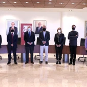 Según este convenio, la entidad aportará a la UMH 30.000 euros para una línea de investigación que se desarrolla en el Instituto de Investigación Según este convenio, la entidad aportará a la UMH 30.000 euros para una línea de investigación que se desarrolla en el Instituto de Investigación