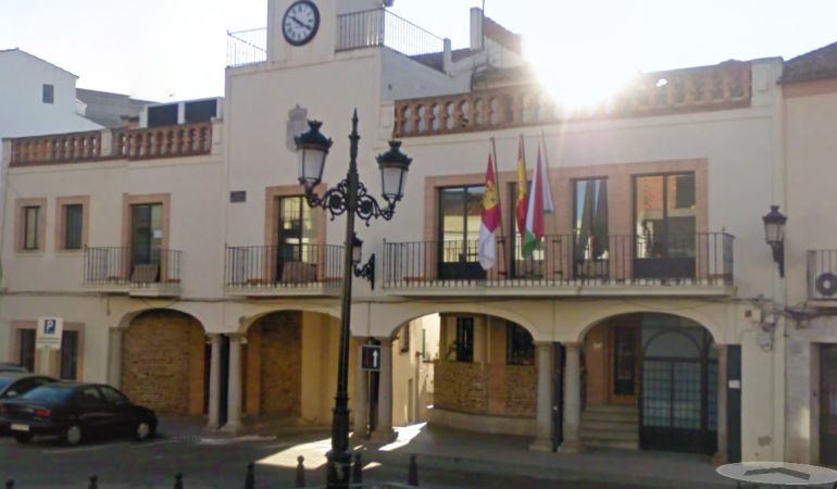 Aíslan a un hombre que fue a un supermercado de Almadén pese a tener Covid-19 Aíslan a un hombre que fue a un supermercado de Almadén pese a tener Covid-19