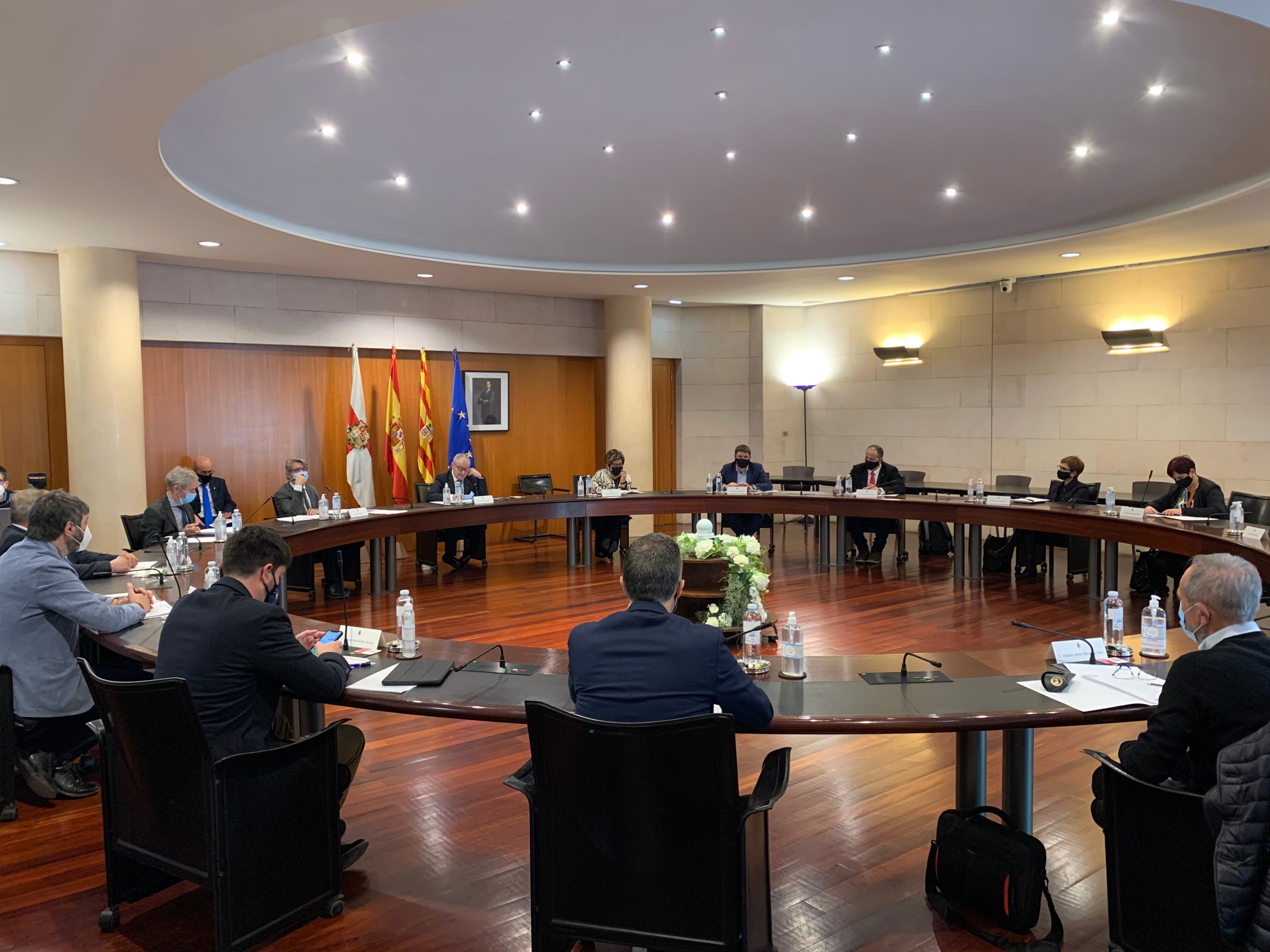 La DPH apoyará las medidas que impulsen la supervivencia del sector de la nieve La DPH apoyará las medidas que impulsen la supervivencia del sector de la nieve