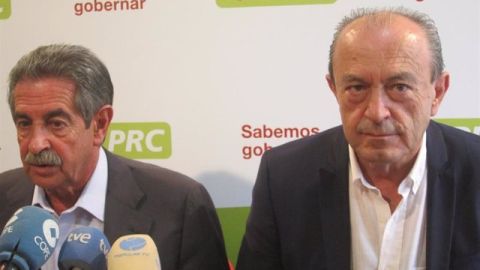 Los regionalistas en la sede del PRC santanderina