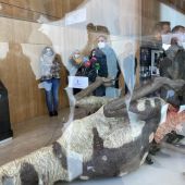 Rueda de prensa en el Museo de Paleontología de Cuenca este viernes, durante el encuentro entre los representantes de los trabajadores, el Gobierno regional y el Ayuntamiento 