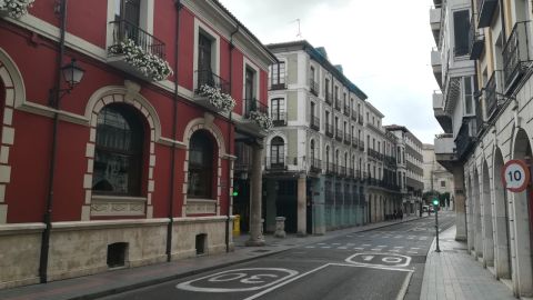 El BOCYL publica la entrada en vigor del toque de queda a las 20:00 horas