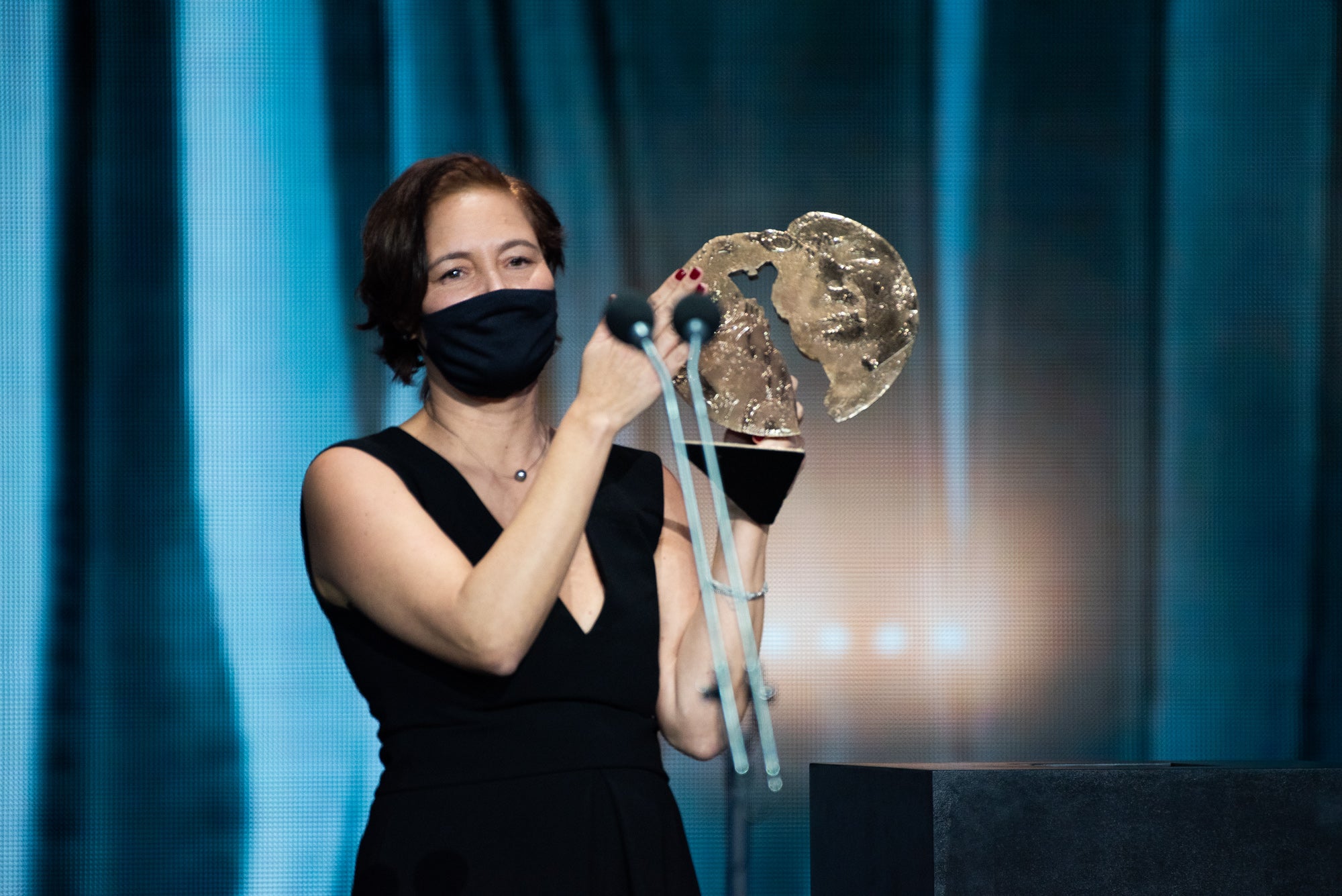 'Las niñas' y ‘Antidisturbios’ se imponen en los Premios Forqué 2021, la edición de la pandemia 'Las niñas' y ‘Antidisturbios’ se imponen en los Premios Forqué 2021, la edición de la pandemia