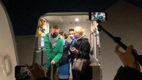 Navalni llega a Rusia tras pasar meses en Berl&iacute;n por su envenenamiento