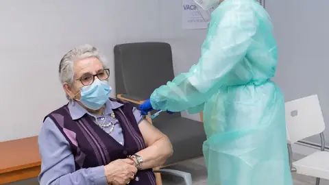 Primera vacunada en Galicia Primera vacunada en Galicia