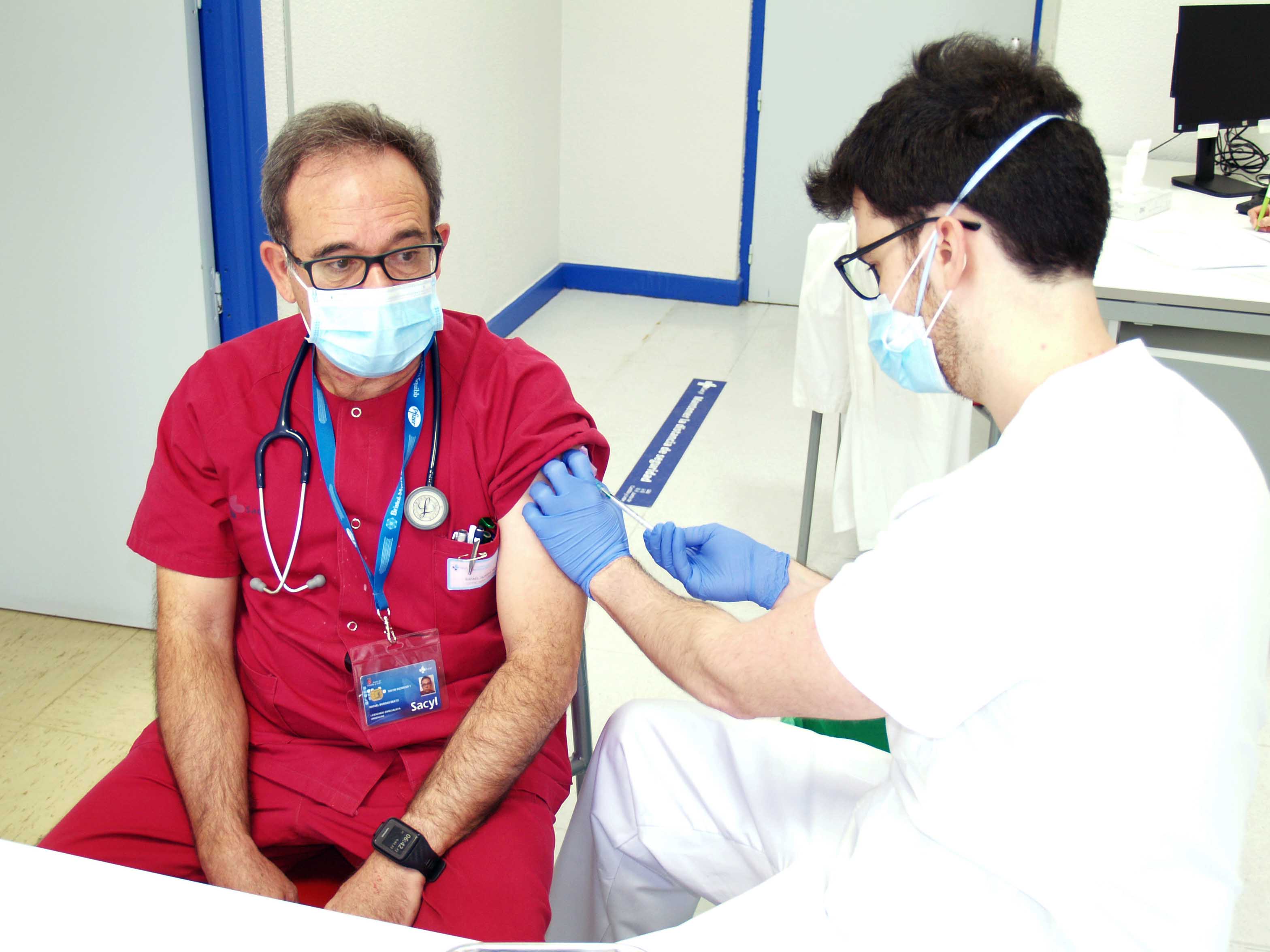 SATSE exige agilizar al máximo la vacunación de los sanitarios ante la gravedad de la tercera ola SATSE exige agilizar al máximo la vacunación de los sanitarios ante la gravedad de la tercera ola