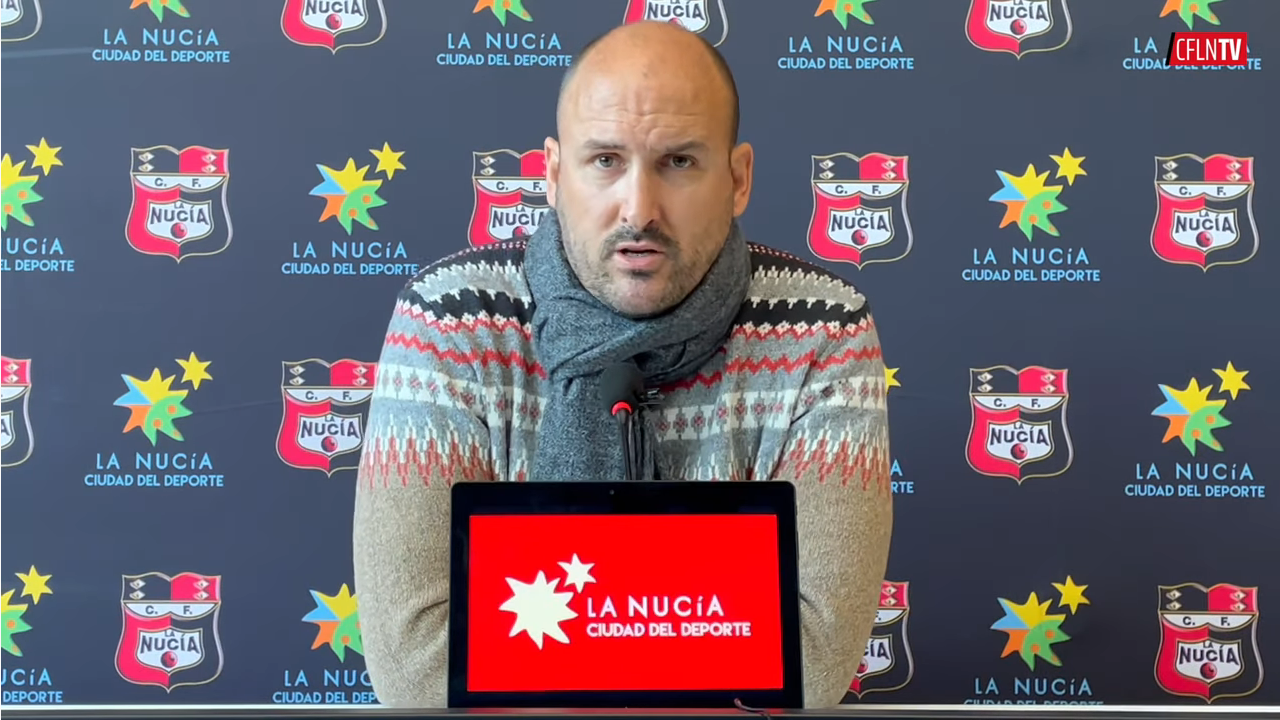 Kiko Lacasa se hará cargo del CF La Nucía en el partido frente al Hércules Kiko Lacasa se hará cargo del CF La Nucía en el partido frente al Hércules
