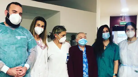 Segunda dosis de la vacuna de la COVID en Gijón Residencia Mixta de Pumarín (Gijón)