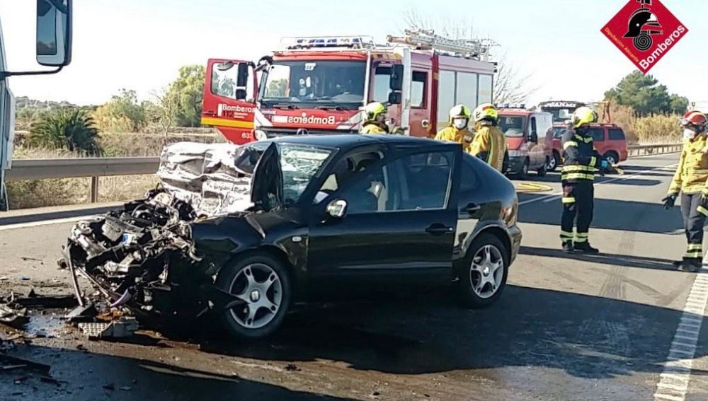 Un accidente registrado en la CV91 a su paso por Guardamar deja un fallecido Un accidente registrado en la CV91 a su paso por Guardamar deja un fallecido