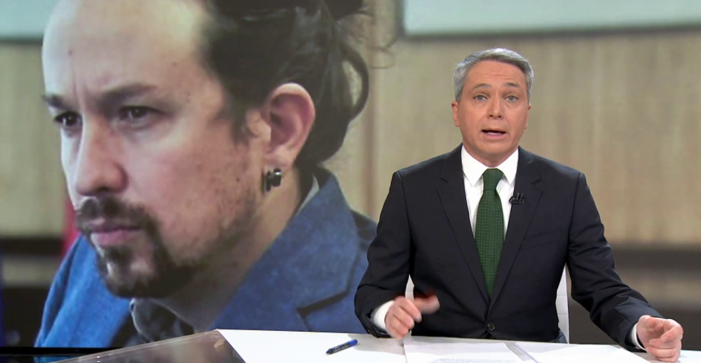 Vicente Vallés responde a Pablo Iglesias tras su comparación entre Puigdemont y los exiliados franquistas Vicente Vallés responde a Pablo Iglesias tras su comparación entre Puigdemont y los exiliados franquistas