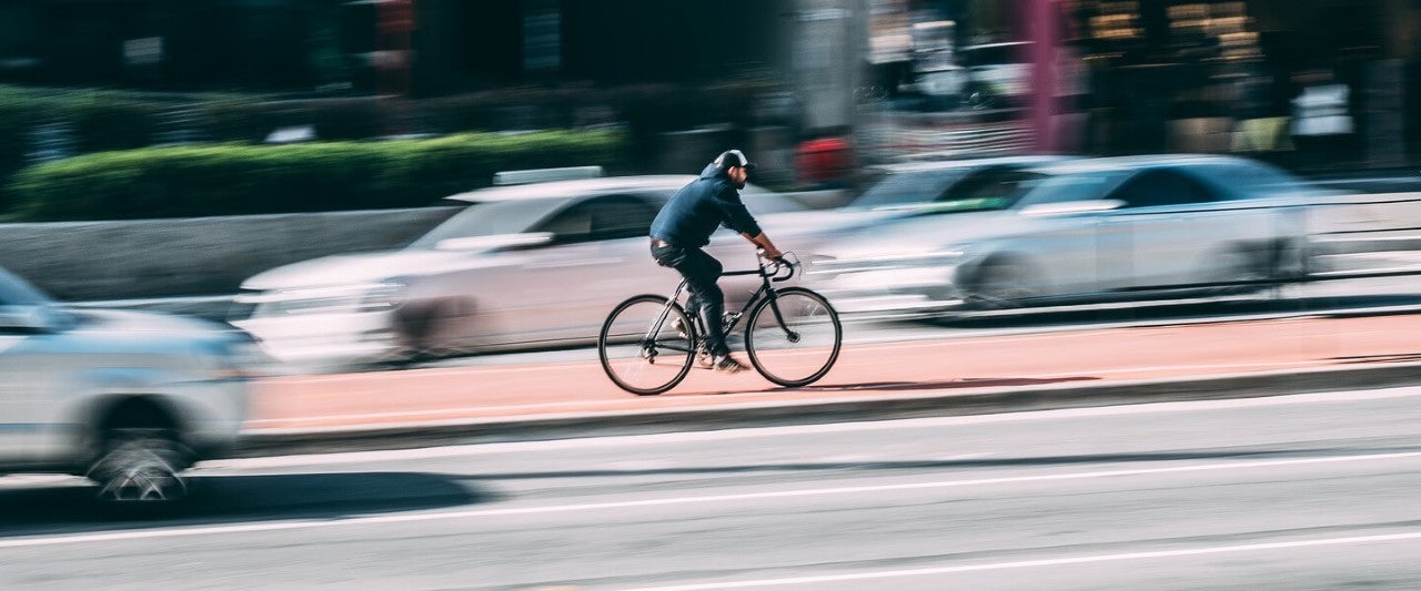 Enara López, una ciclista profesional atropellada en Burgos: "Tengo miedo de ir mirando siempre para atrás" Enara López, una ciclista profesional atropellada en Burgos: "Tengo miedo de ir mirando siempre para atrás"