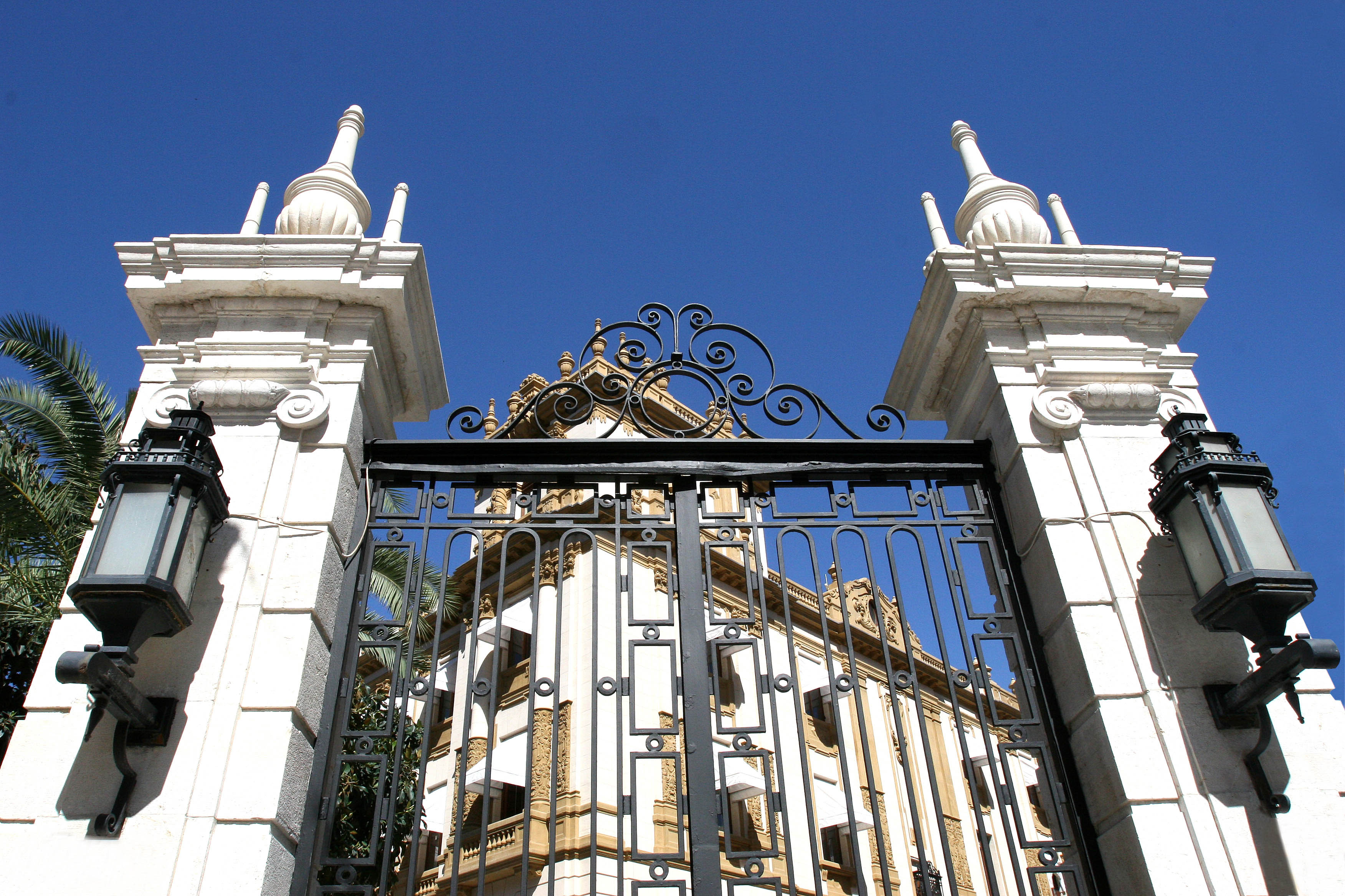La Diputación Provincial cancela su agenda de actos y establece el teletrabajo a la mitad la plantilla La Diputación Provincial cancela su agenda de actos y establece el teletrabajo a la mitad la plantilla