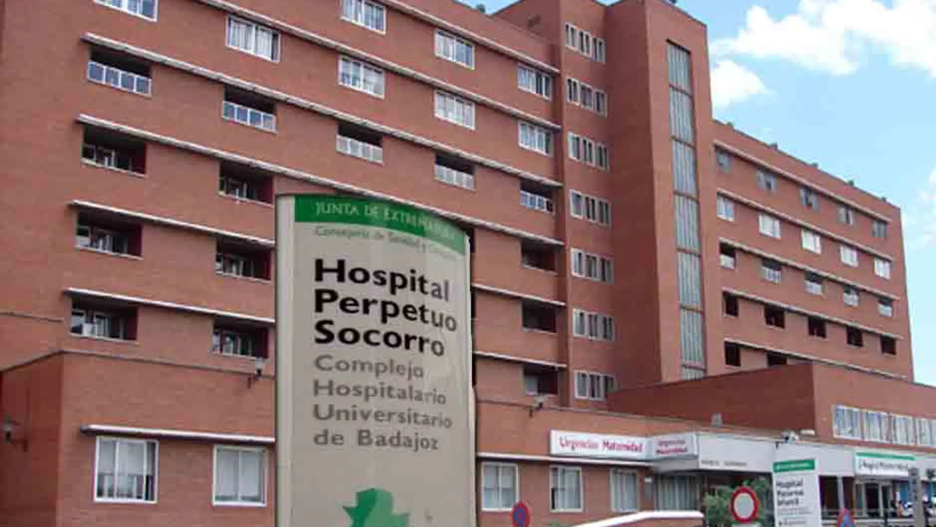13 sanitarios y 14 pacientes infectados de coronavirus en el Hospital Perpetuo Socorro de Badajoz.