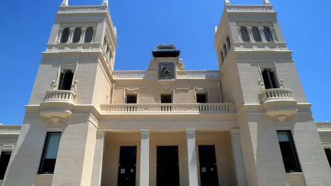 Fachada de el MARQ Fachada de el MARQ
