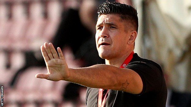 Xisco Muñoz: "Claro que me encantaría entrenar al Valencia en un futuro" Xisco Muñoz: "Claro que me encantaría entrenar al Valencia en un futuro"