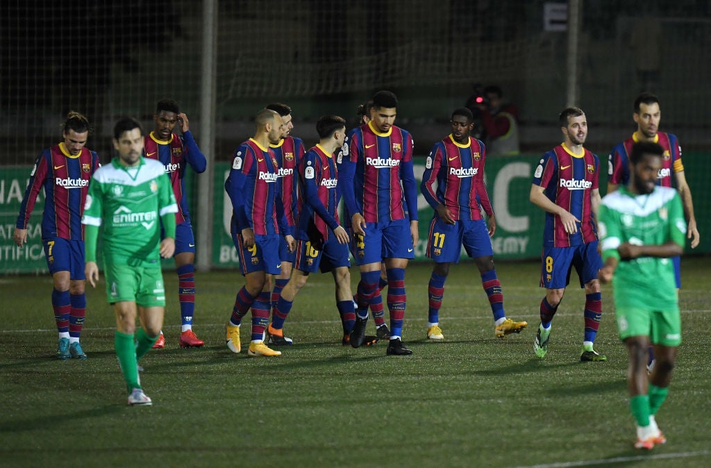 Dembélé saca del apuro y clasifica al Barcelona en Cornellà Dembélé saca del apuro y clasifica al Barcelona en Cornellà
