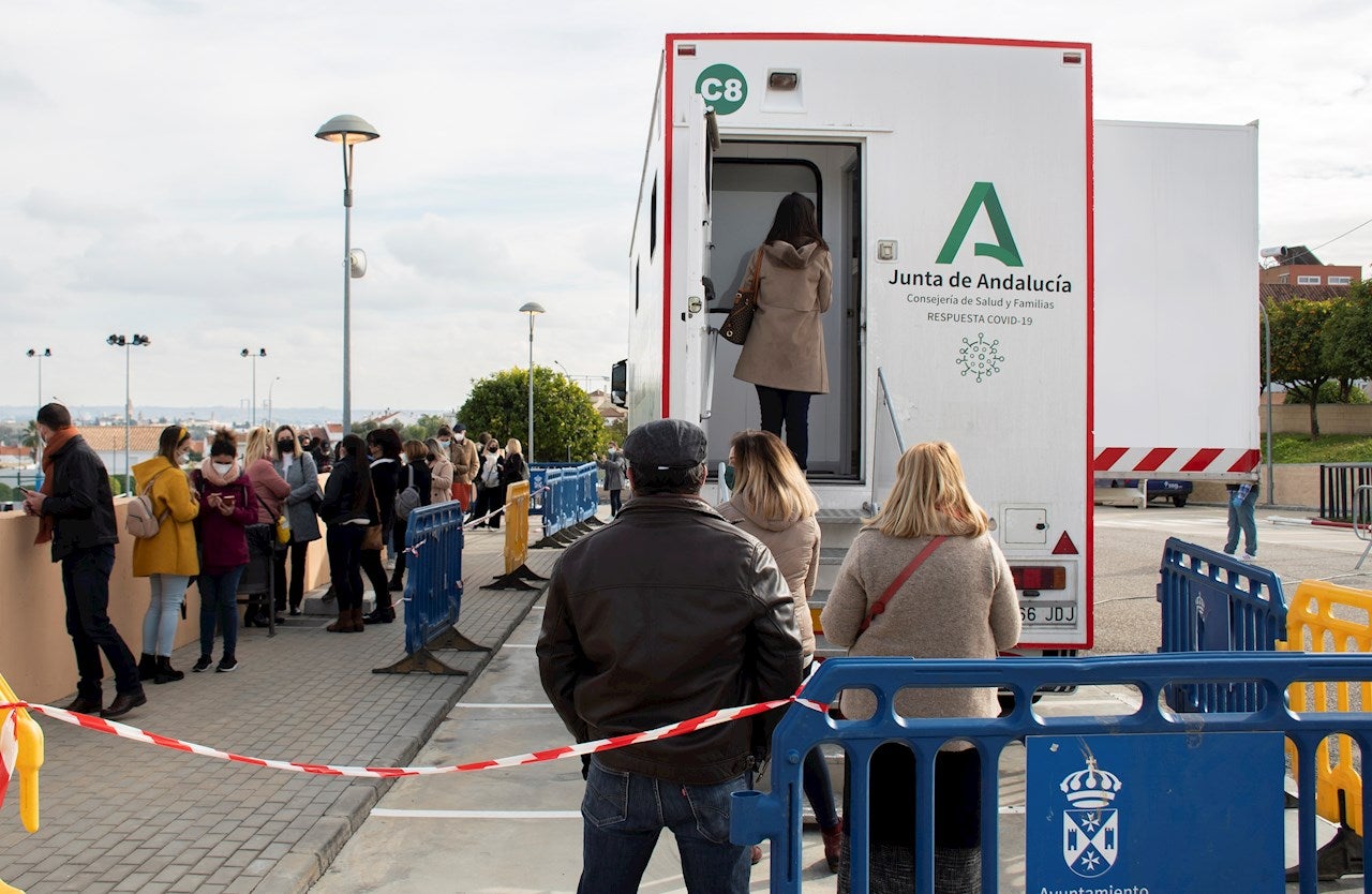 Estos son los municipios que entran en confinamiento en Andalucía a partir del sábado Estos son los municipios que entran en confinamiento en Andalucía a partir del sábado
