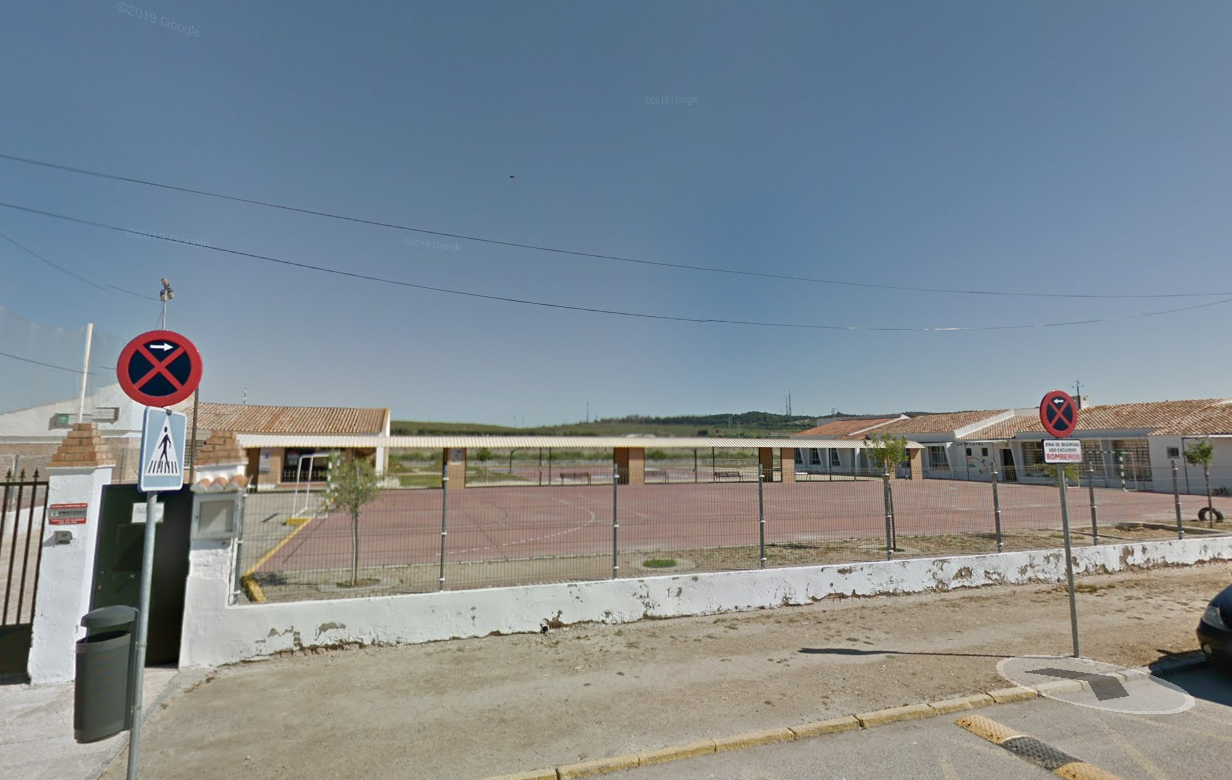 Desde octubre sin portero en un colegio rural de El Puerto: "Tenemos la biblioteca cerrada" Desde octubre sin portero en un colegio rural de El Puerto: "Tenemos la biblioteca cerrada"