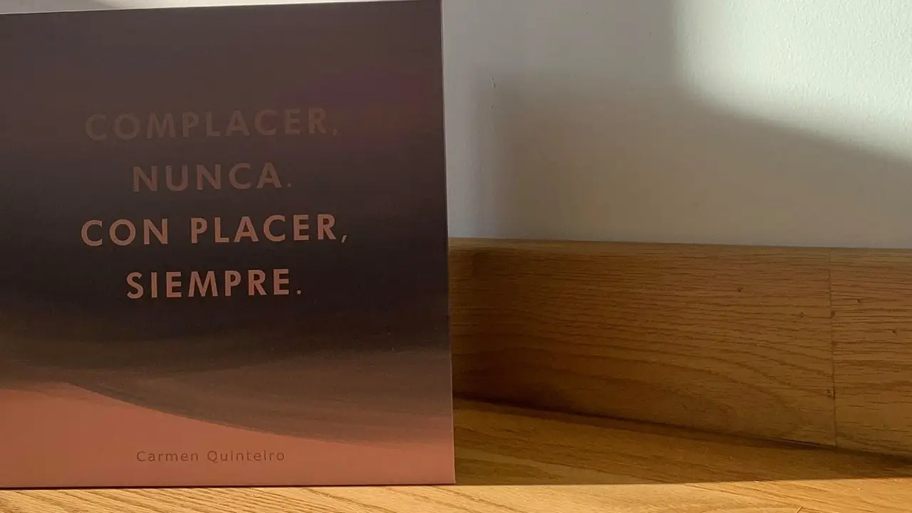 Complacer nunca. Con placer, siempre. Complacer nunca. Con placer, siempre.