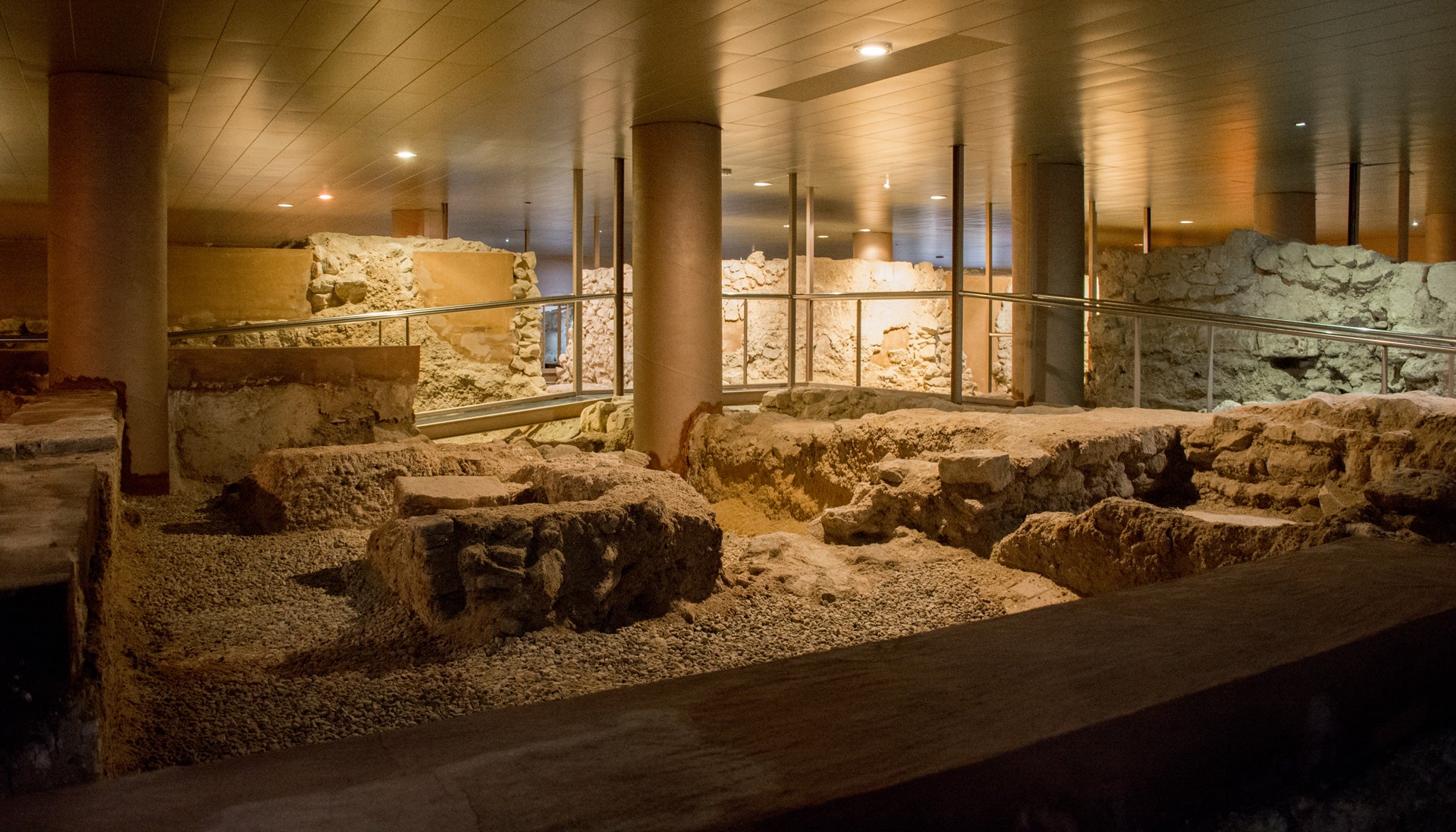 Los museos que ya se pueden visitar gracias a esta nueva aplicación son la Casa Museo Miguel Hernández, el Museo de la Muralla y el Museo Municipal del Belén Los museos que ya se pueden visitar gracias a esta nueva aplicación son la Casa Museo Miguel Hernández, el Museo de la Muralla y el Museo Municipal del Belén