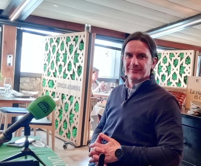 De los Santos: "La necesidad de ganar no debe convertirse en presión" De los Santos: "La necesidad de ganar no debe convertirse en presión"