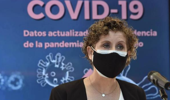 Esther Clavero dimite tras perder el apoyo de 8 de los 12 ediles del grupo socialista Esther Clavero dimite tras perder el apoyo de 8 de los 12 ediles del grupo socialista