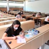 Los alumnos se juegan su futuro en las pruebas de la EvAU