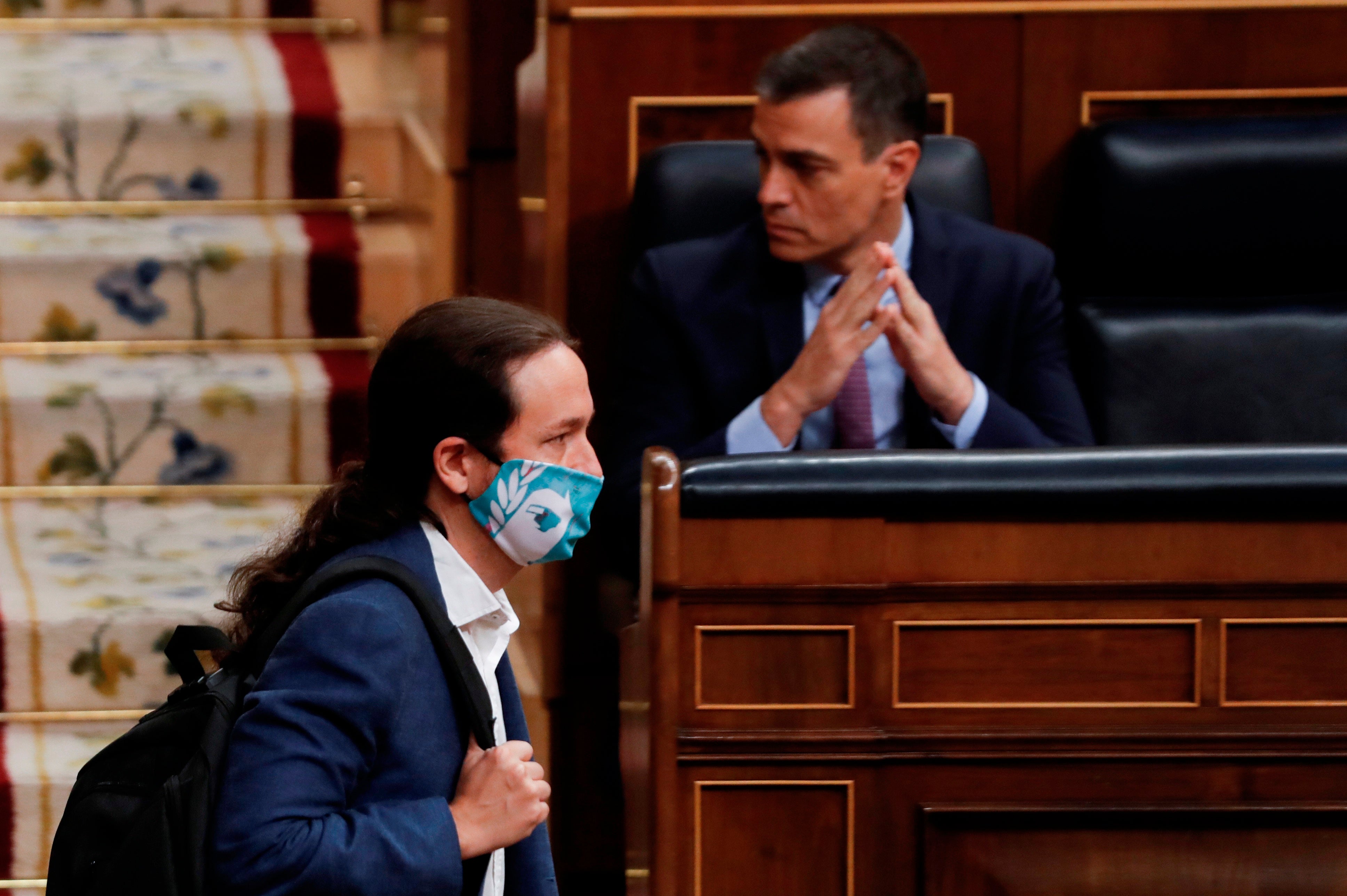 Podemos propone reformar las pensiones subiendo cotizaciones sin elevar las pensiones máximas a los afectados Podemos propone reformar las pensiones subiendo cotizaciones sin elevar las pensiones máximas a los afectados