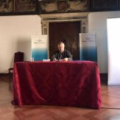 El obispo de Mallorca pide "perdón" por el malestar que haya podido provocar su vacunación contra la COVID-19