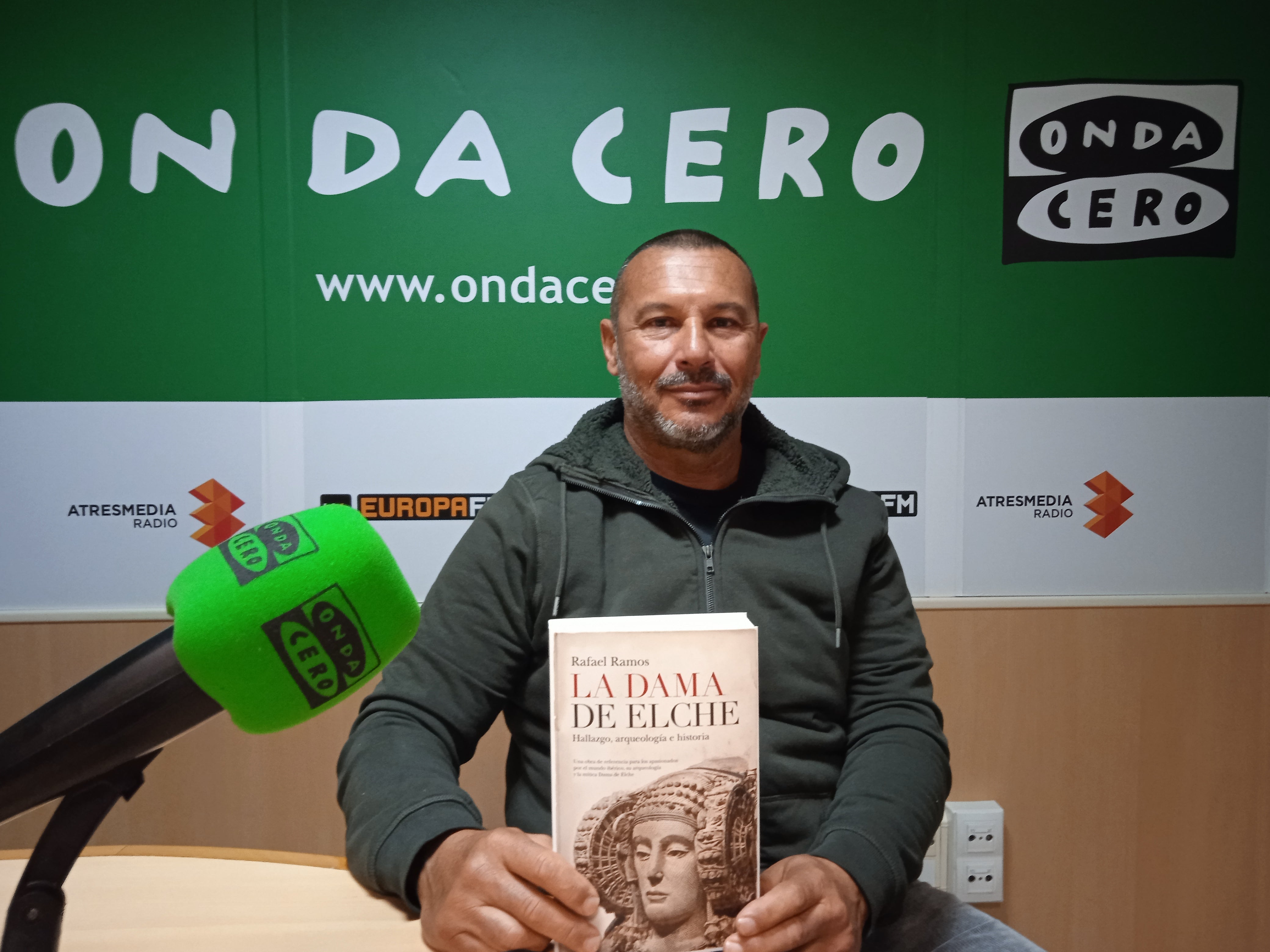 El ultimo libro de Rafael Ramos revela nuevos detalles sobre el largo camino de la Dama del Louvre al Prado en 1941 El ultimo libro de Rafael Ramos revela nuevos detalles sobre el largo camino de la Dama del Louvre al Prado en 1941